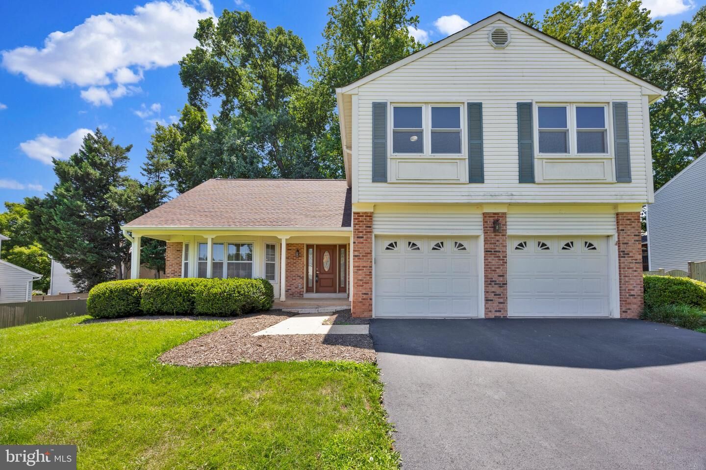 Property Photo:  203 Markwood Drive  VA 20165 