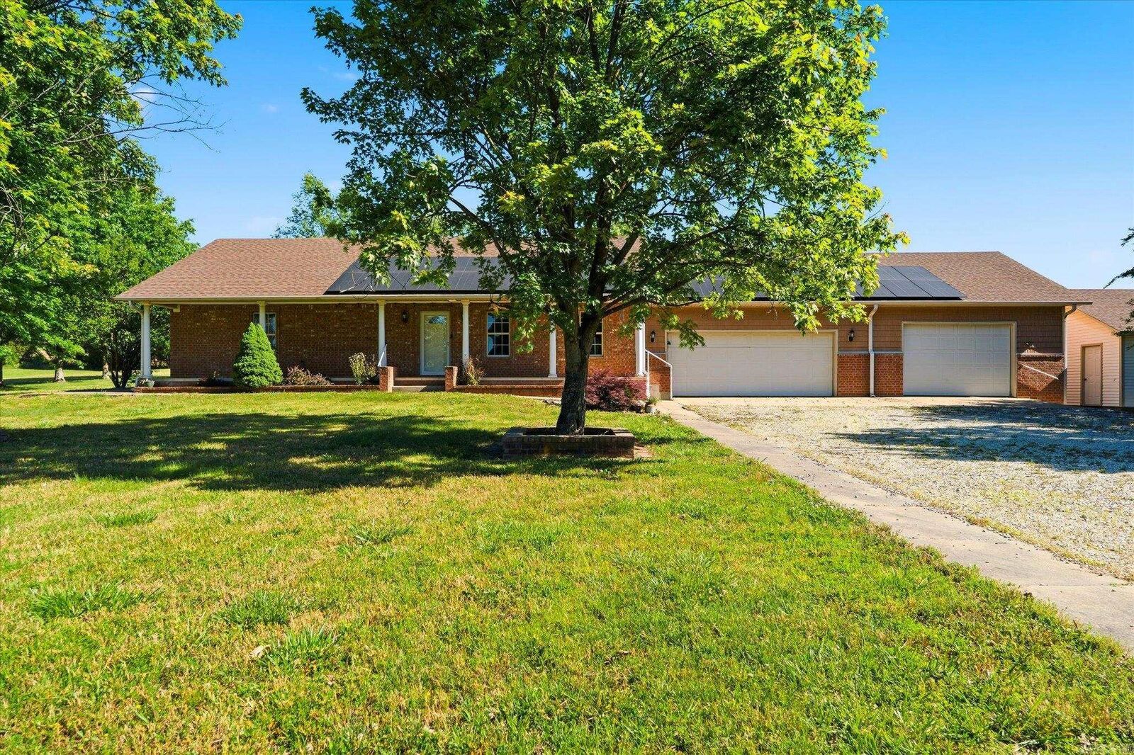 Property Photo:  250 Cr 793  AR 72417 