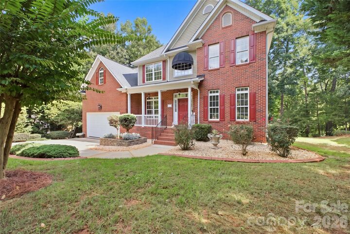 Property Photo: 637 Falls Creek Court SC 29715