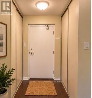 Property Photo:  570 Proudfoot Lane 211  ON N6H 4Z1 