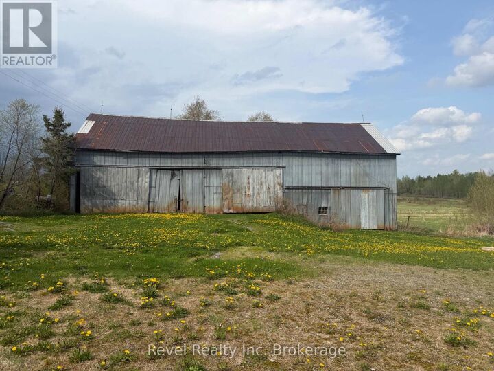 Property Photo: 8 Trailaine Road ON P0H 1A0