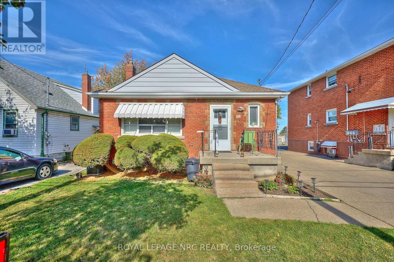 Property Photo:  102 Townline Rd. West Road  ON L2T 1P7 