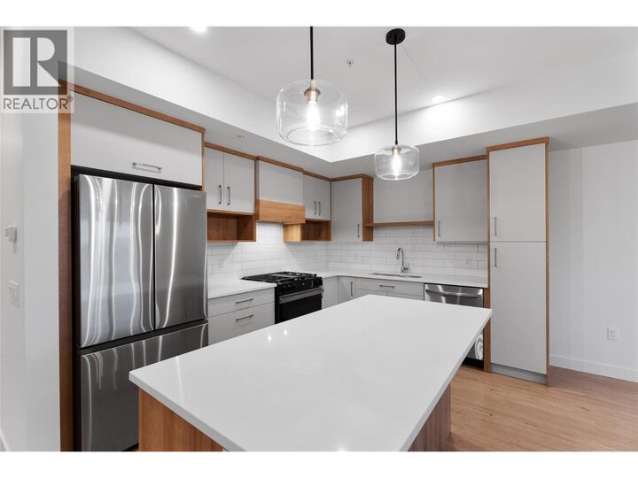 Property Photo:  1844 Qu'Appelle Boulevard 203  BC V2E 0E8 