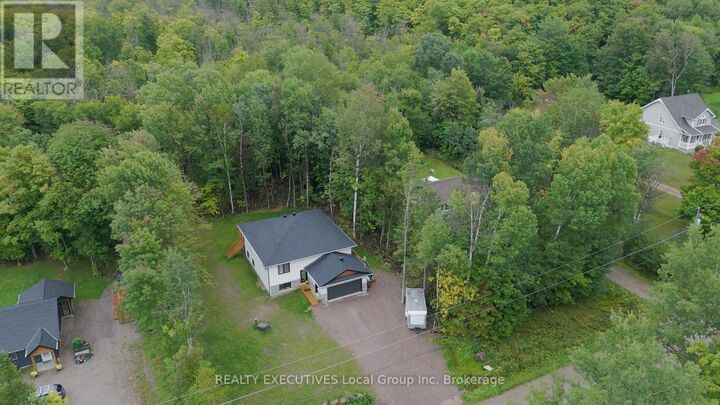 Property Photo: 32 Mountainview Road ON P0H 1Z0
