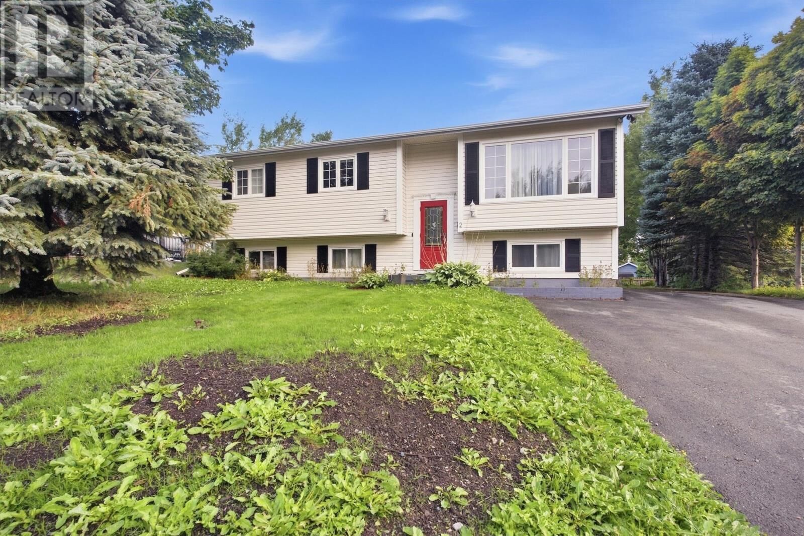 Property Photo:  2 Mattern Place  NL A1V 2K8 