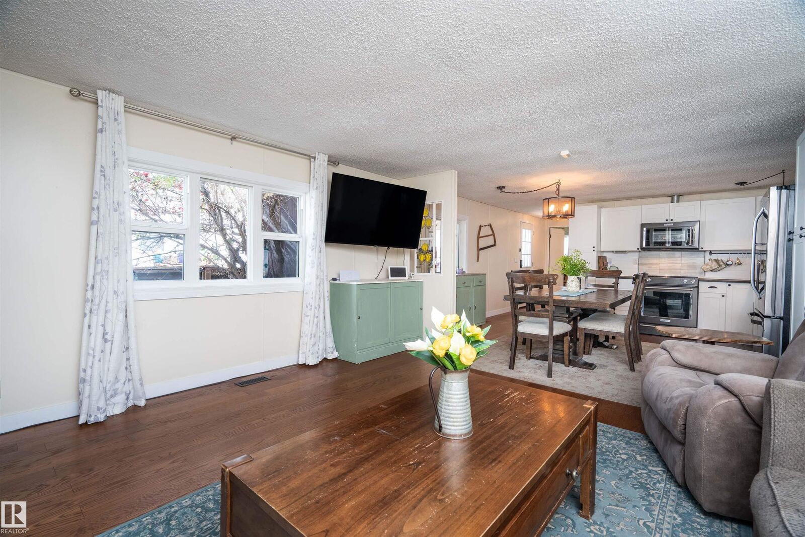 Property Photo: 1215 Lake Vista Crescent AB T8H 1K4