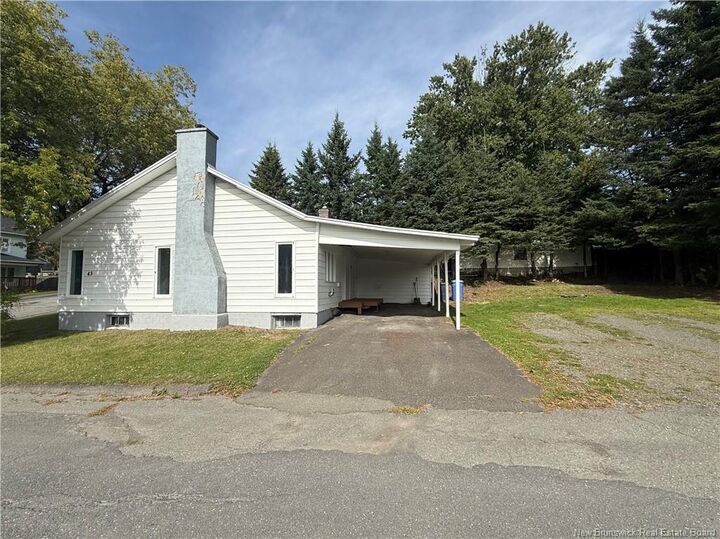 Property Photo:  45 42E Avenue  NB E3V 3A6 