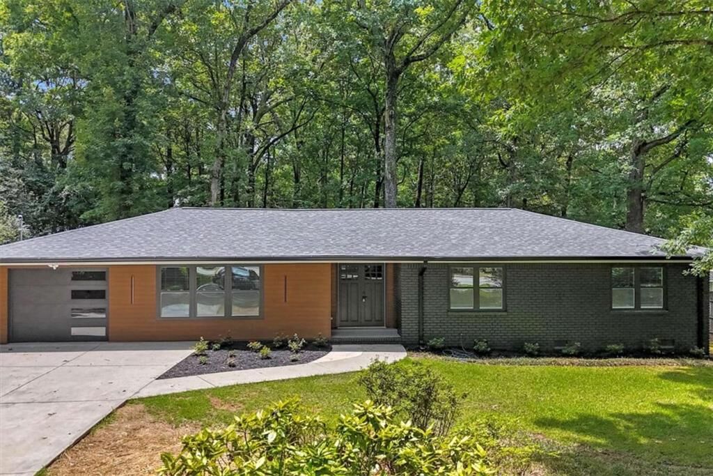 Property Photo: 4834 Tilly Mill Road GA 30360