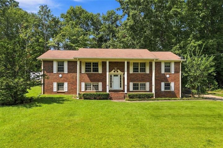 Property Photo:  3601 Todd Drive  GA 30135 