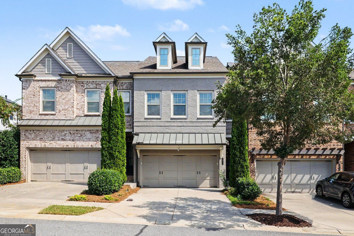 Property Photo:  1011 Milhaven Drive  GA 30076 