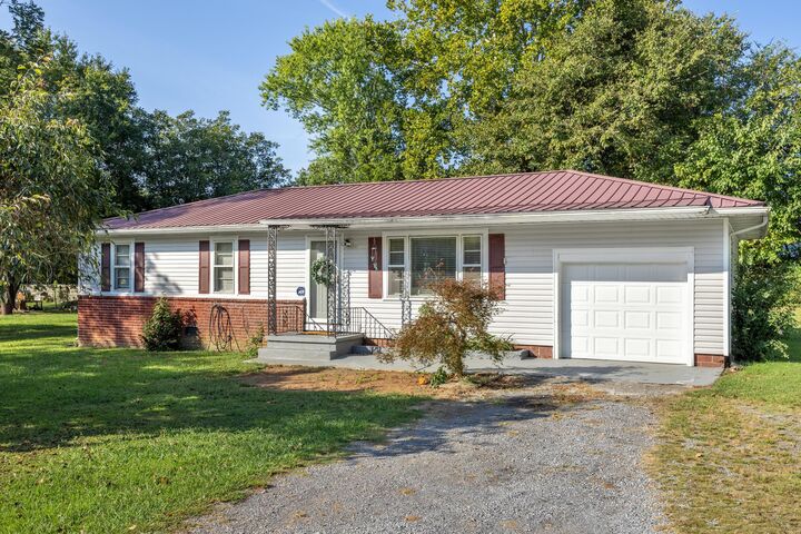 Property Photo:  2414 Howell Street SE  TN 37323 