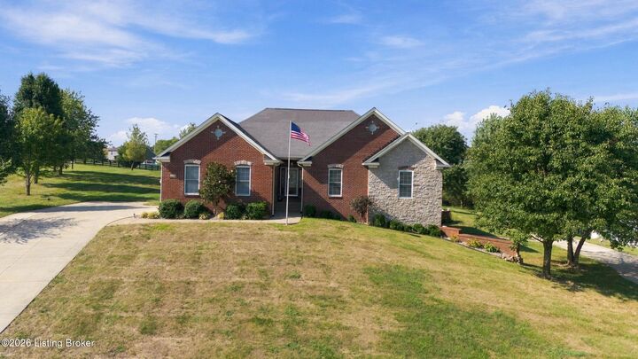 Property Photo: 108 Maddox Ave KY 40071