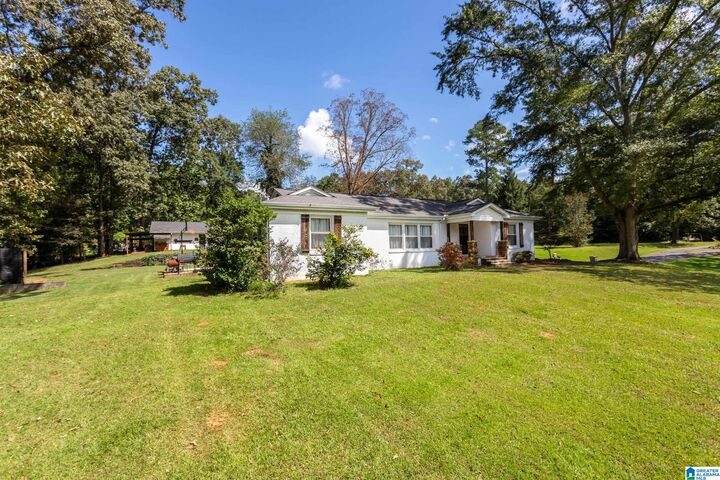 Property Photo: 35 Hillcrest Road AL 36264