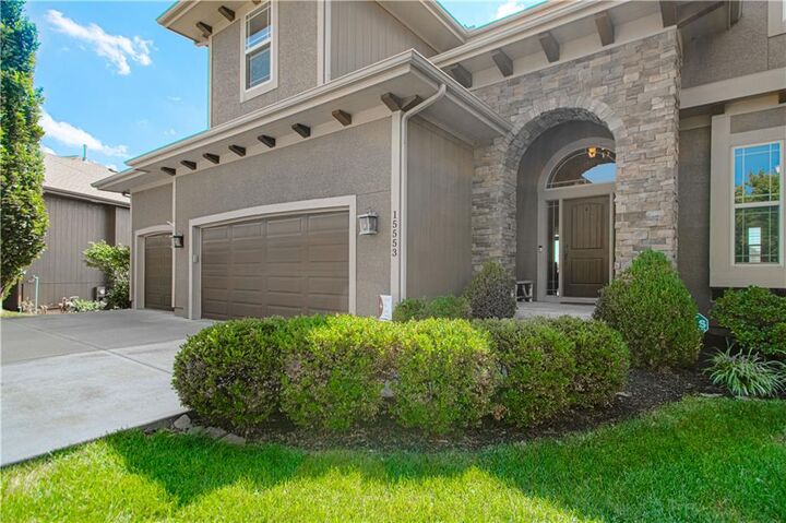 Property Photo:  15553 W 163rd Terrace  KS 66062 
