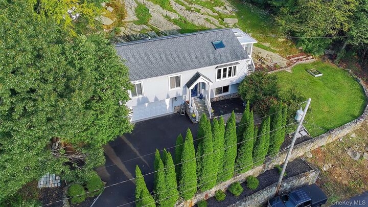 Property Photo:  16 Birch Drive  NY 10541 