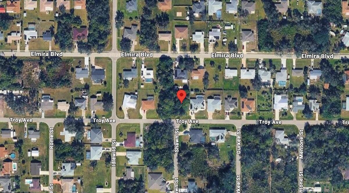 Property Photo: 23042 Troy Avenue FL 33980