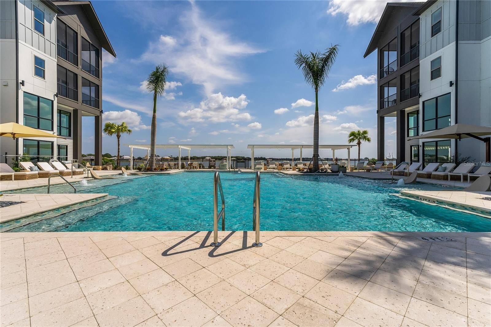 Property Photo:  1420 Lakefront Drive 2103  FL 34240 