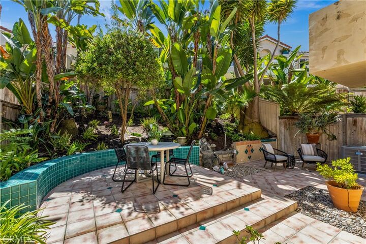 Property Photo:  1003 Via Presa  CA 92672 