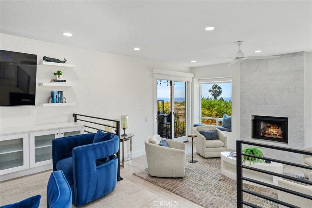 Property Photo: 132 Avenida Presidio CA 92672