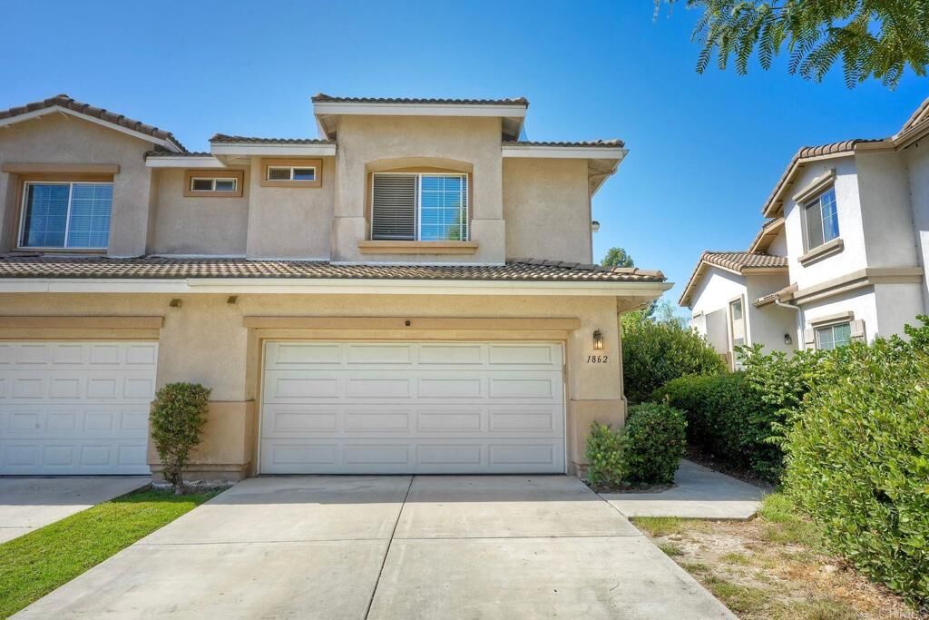 Property Photo:  1862 Morning View Drive  CA 92084 
