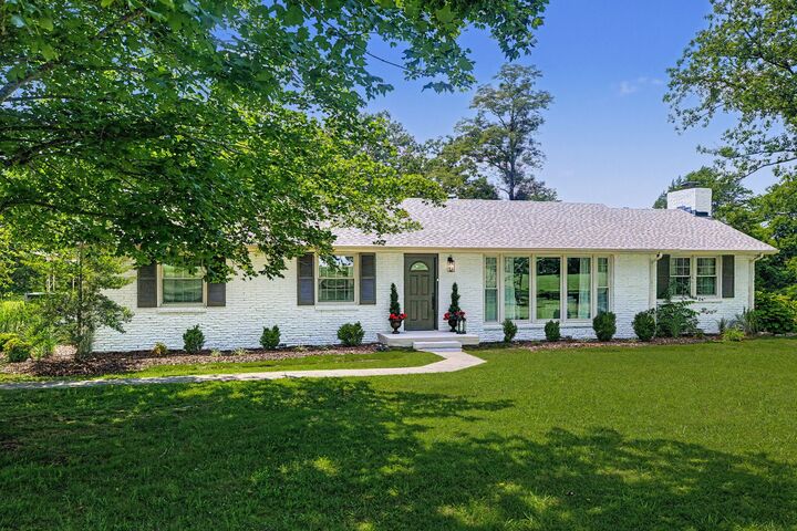 Property Photo:  4334 Louise Rd  TN 37051 