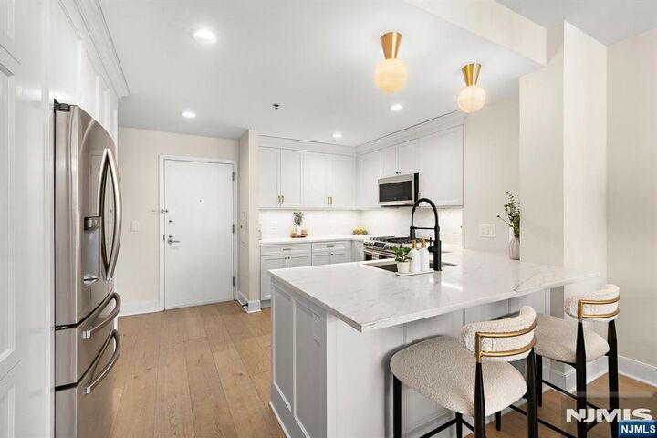 Property Photo:  1125 Maxwell Lane 434-436  NJ 07030 