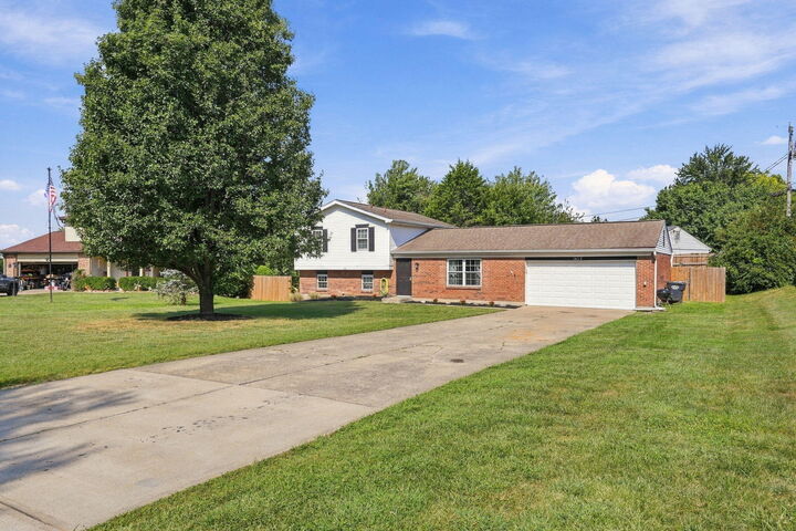 Property Photo: 1812 Pioneer Boulevard KY 41005