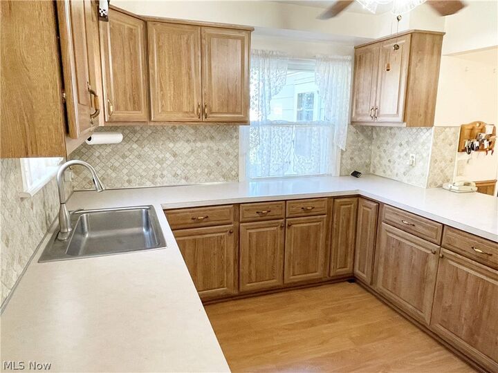 Property Photo:  1661 Byron Drive  OH 44124 