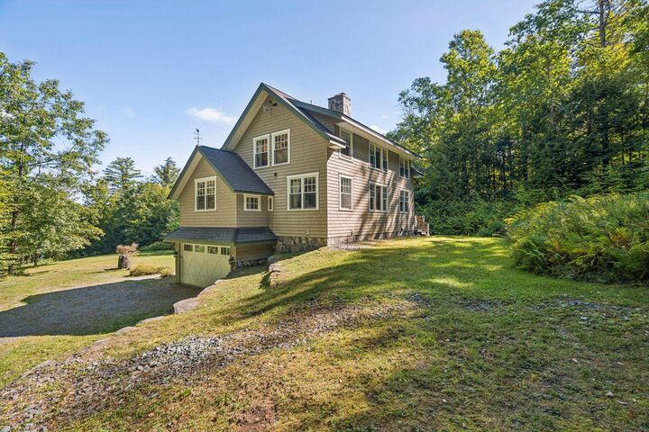 Property Photo:  12 Lakeview Circle  NH 03773 