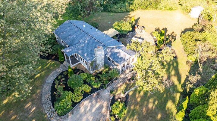 Property Photo: 62 Clement Road NH 03051
