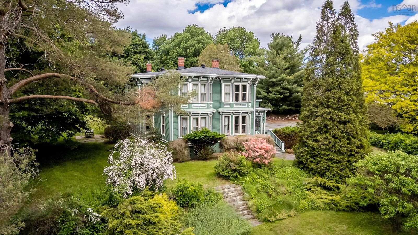 Property Photo:  1330 Belcher Street  NS B0P 1T0 