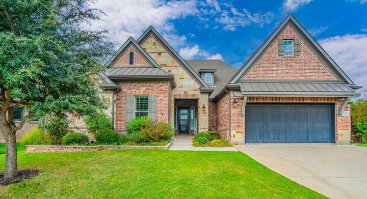 Property Photo: 4945 Campbeltown Drive TX 75028