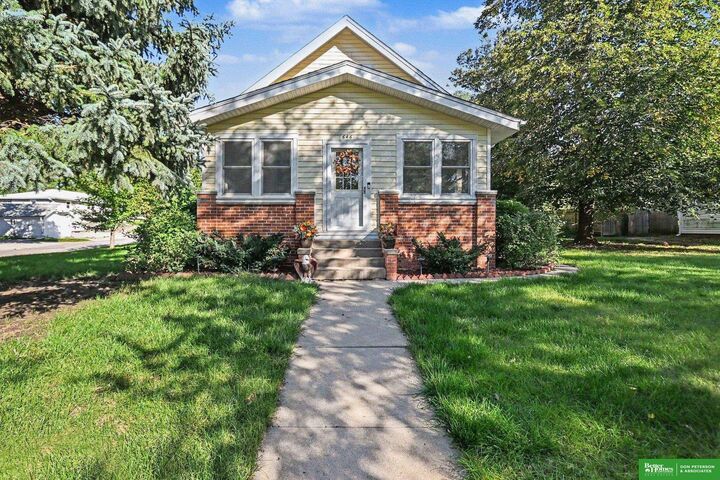 Property Photo:  646 N Colfax Street  NE 68788 
