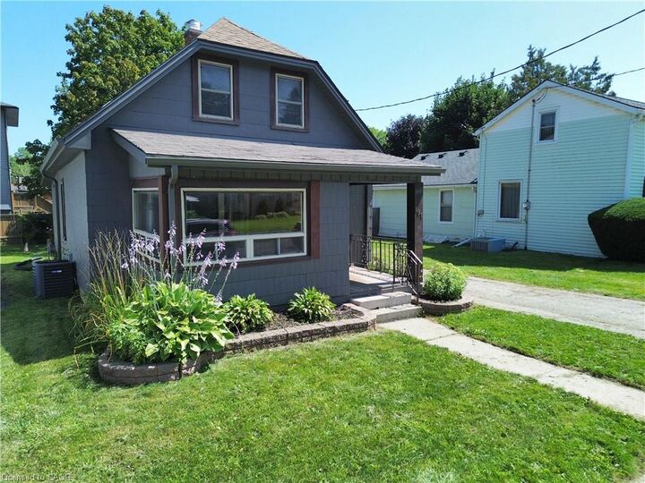 Property Photo:  191 Queen Street N  ON N3Y 3Y7 