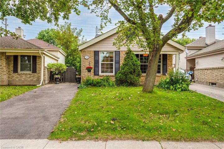 Property Photo:  42 Macteith Court  ON N1R 7B9 