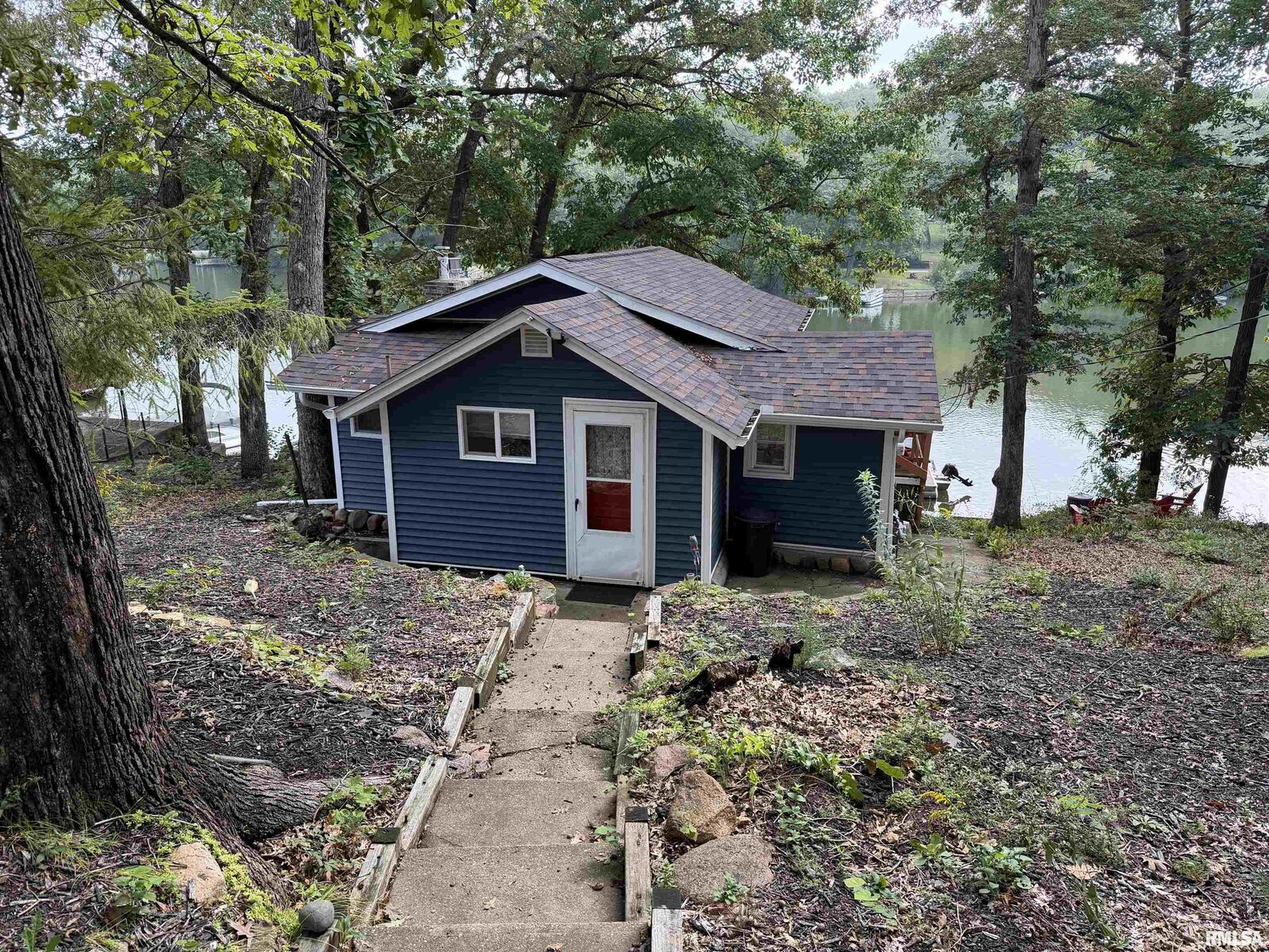 Property Photo: 1029 Island Lane IL 61401