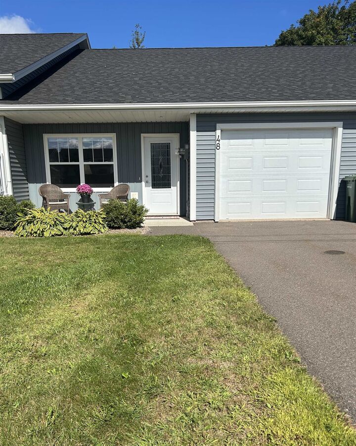 Property Photo:  48 Stephanie Drive  PE C0A 1H0 