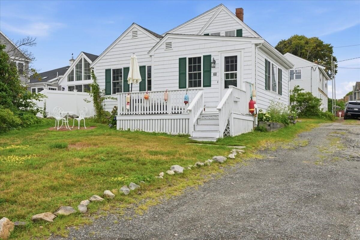 Property Photo: 23 Morton Pl MA 02066