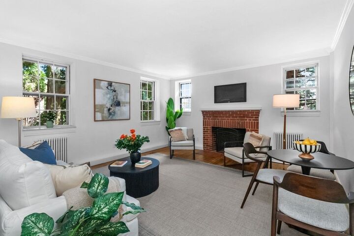Property Photo:  37 Commonwealth Ave 12  MA 01742 
