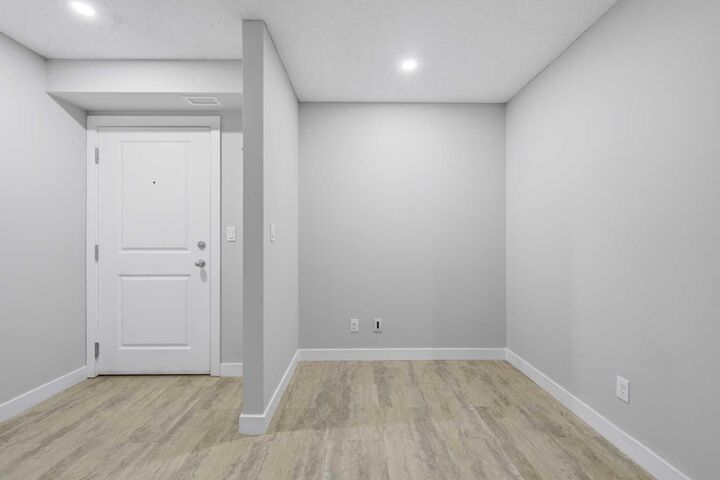 Property Photo:  625 Glenbow Drive 1219  AB T4C 0S7 