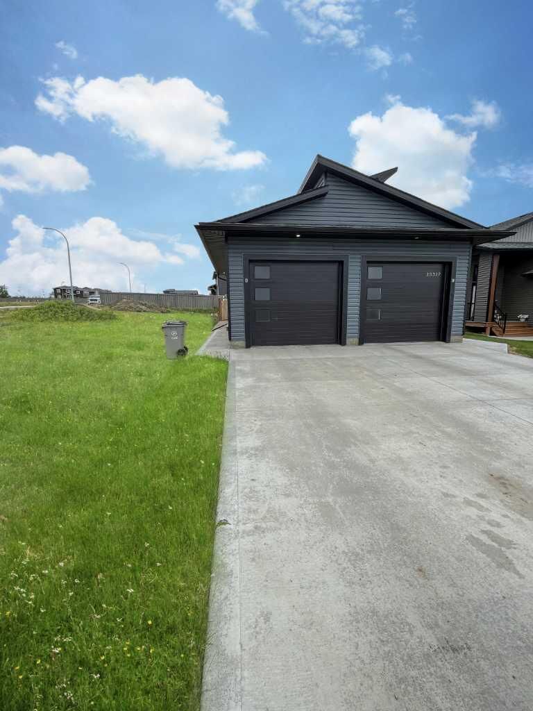 Property Photo:  10205 126 Avenue A  AB T8V 6J3 