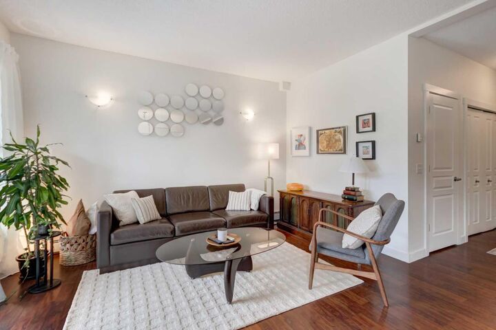 Property Photo:  211 Aspen Stone Boulevard SW 1222  AB T3H 0K1 