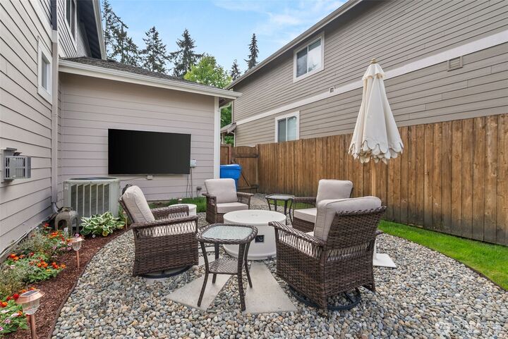 Property Photo: 4002 19th Avenue NE WA 98506