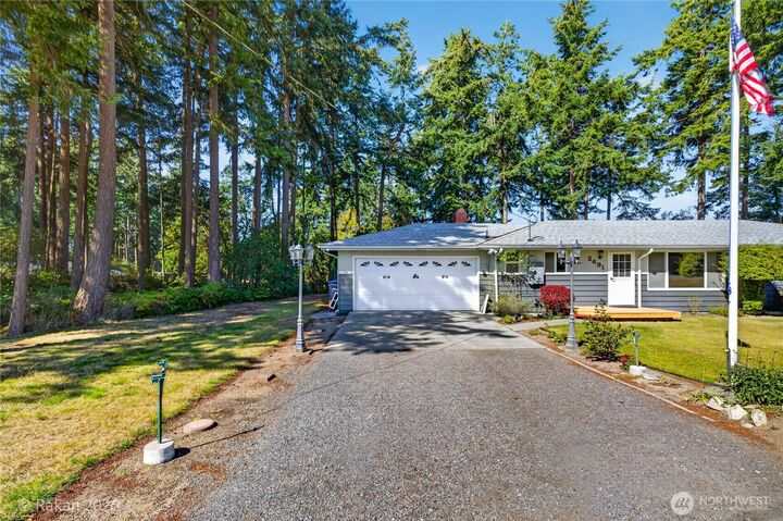 Property Photo:  2491  Carefree Place  WA 98277 