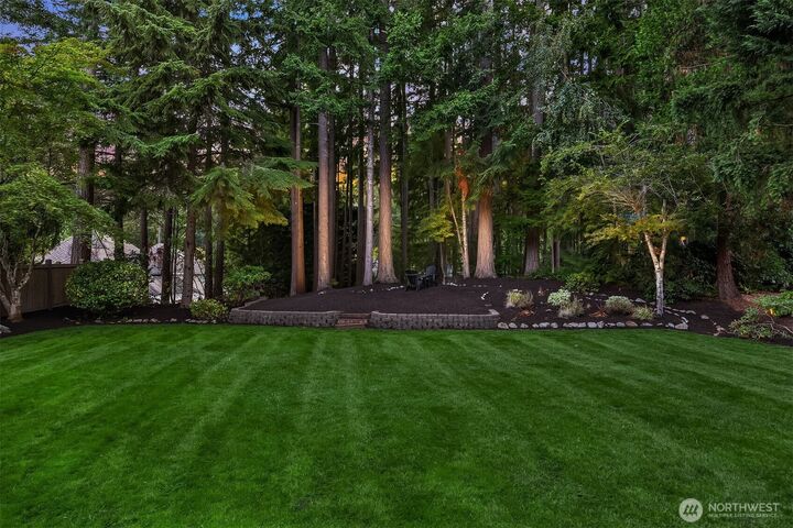 Property Photo: 3335 258th Avenue SE WA 98075