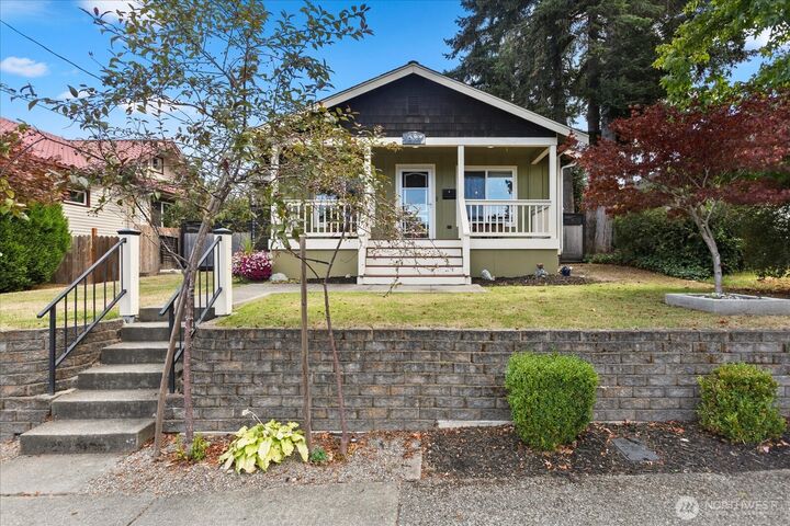Property Photo: 612 N 6th Street WA 98273