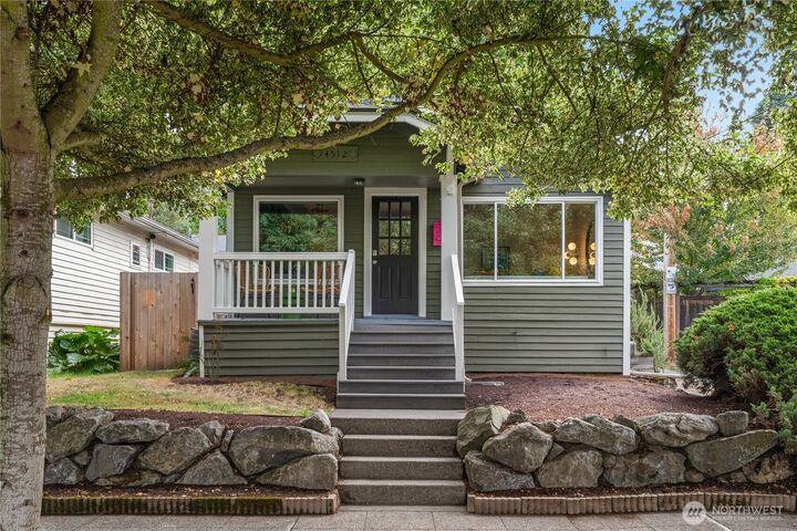 Property Photo: 4512 6th Avenue NW WA 98107