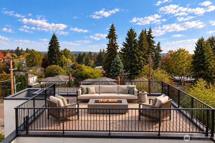 Property Photo: 3261 NE 98th Street WA 98115