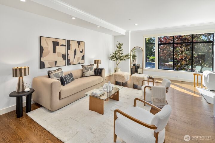 Property Photo: 1826 Market Street WA 98033