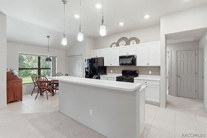 Property Photo: 2651 E Maidstone Court FL 34442